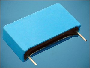 C 8,66nF 2kV 10% KP1836 31x11x20mm 27,94mm