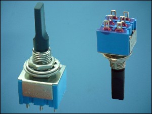 SWITCH MTS-203-E1 2xON-2xOFF-2xON 6-PIN