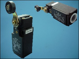 SNAP BUTTON XCK-P118 ON-(ON) 4-PIN + ROLL