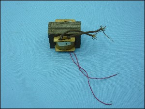 ТРАНСФОРМАТОР 12V 1A 12W BG