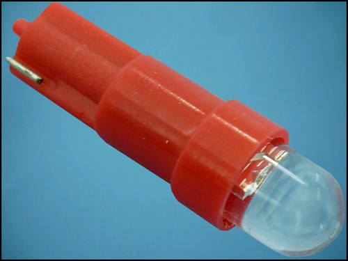 ЛАМПА T5 1-LED ф5mm 12V 0,2W RED ф6mm L21mm
