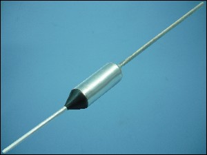 ТЕРМОПРЕДПАЗИТЕЛ 121C 250V 10A НЗ НЕВЪЗСТАНОВЯЕМ