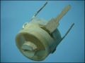 ПРОМЕНЛИВ КОНДЕНЗАТОР 7,0 pF - 30 pF ф 8mm